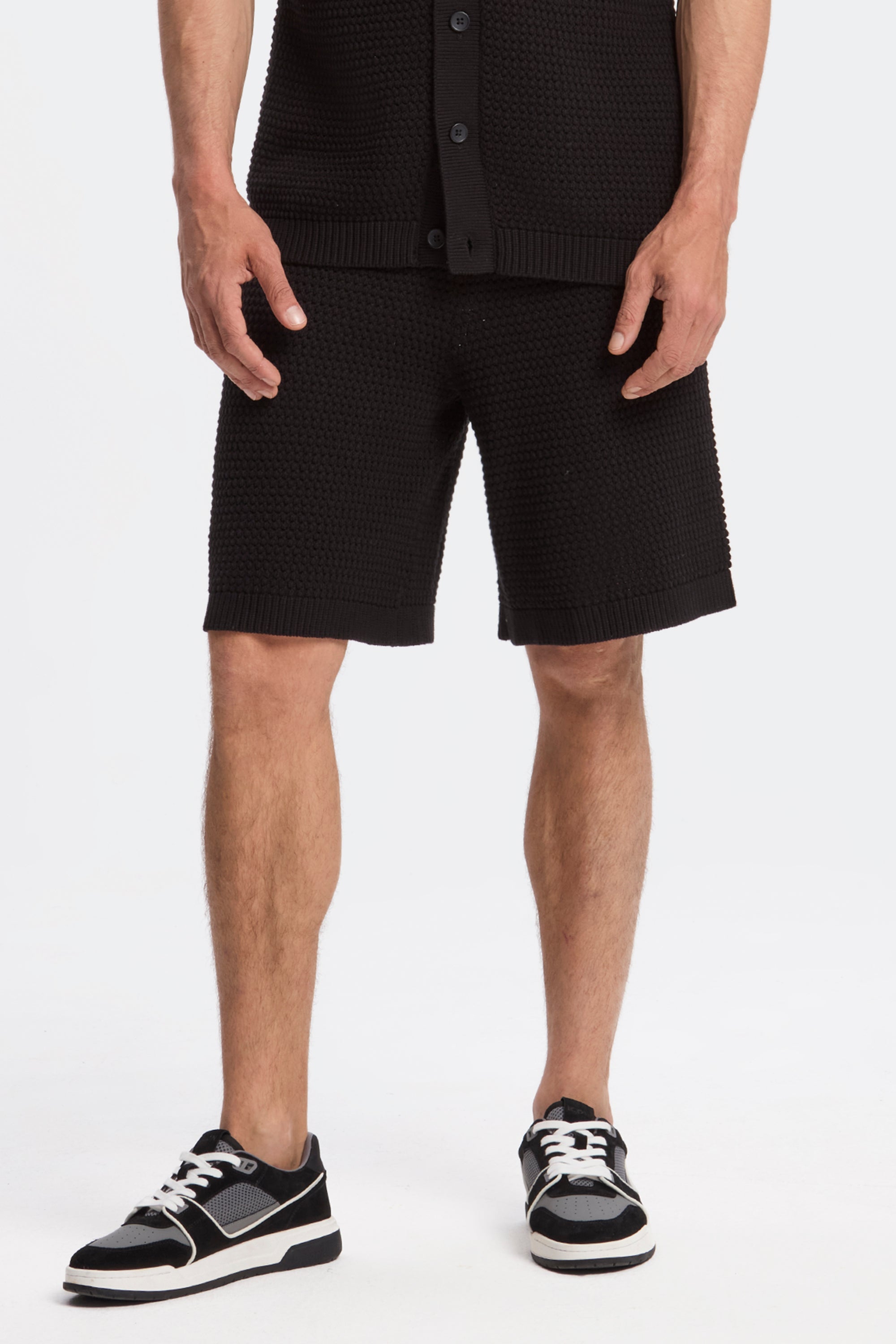 THE MATESE CROCHET SET - BLACK