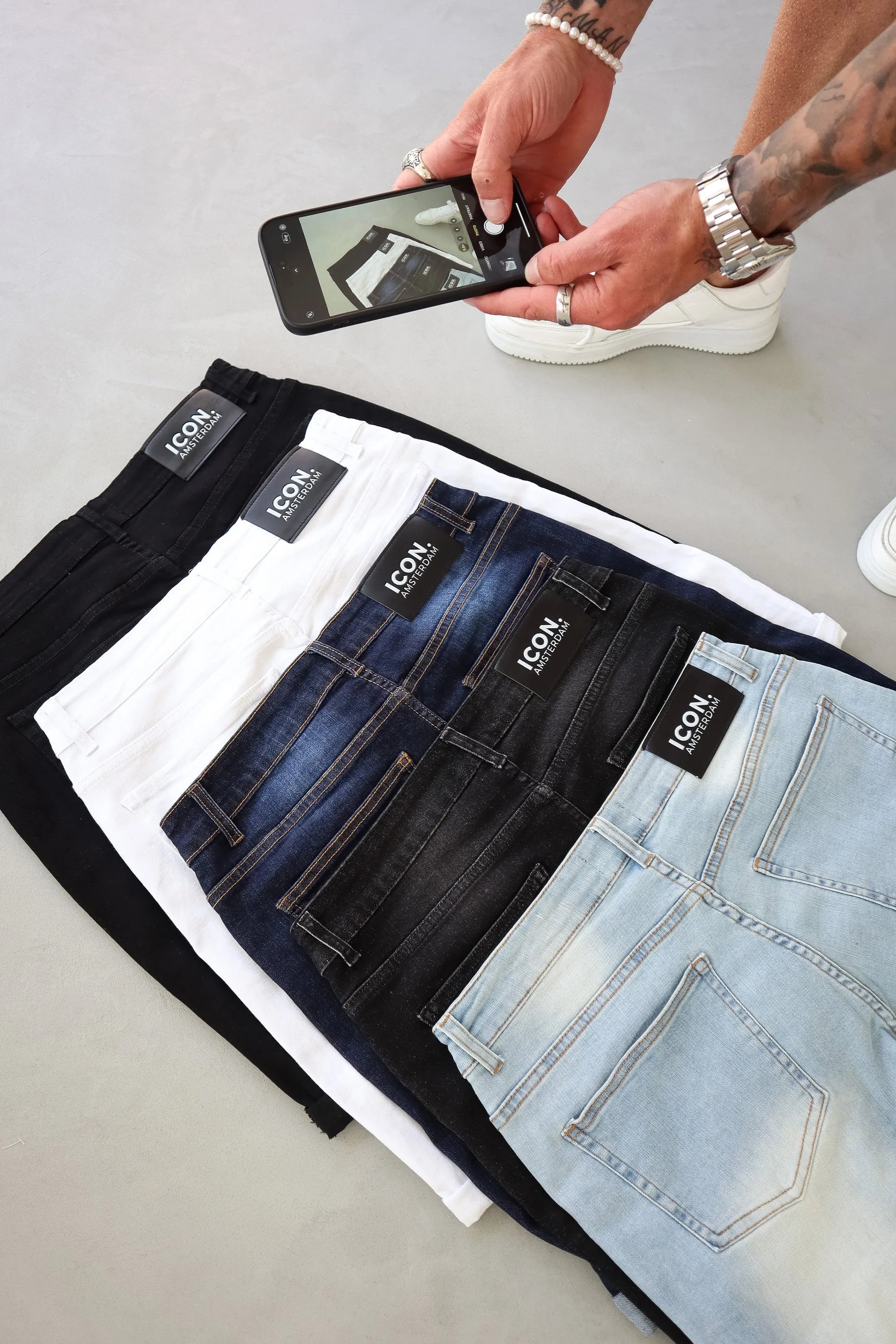 THE LORENZO SHORTS - WHITE - ICON. AMSTERDAM