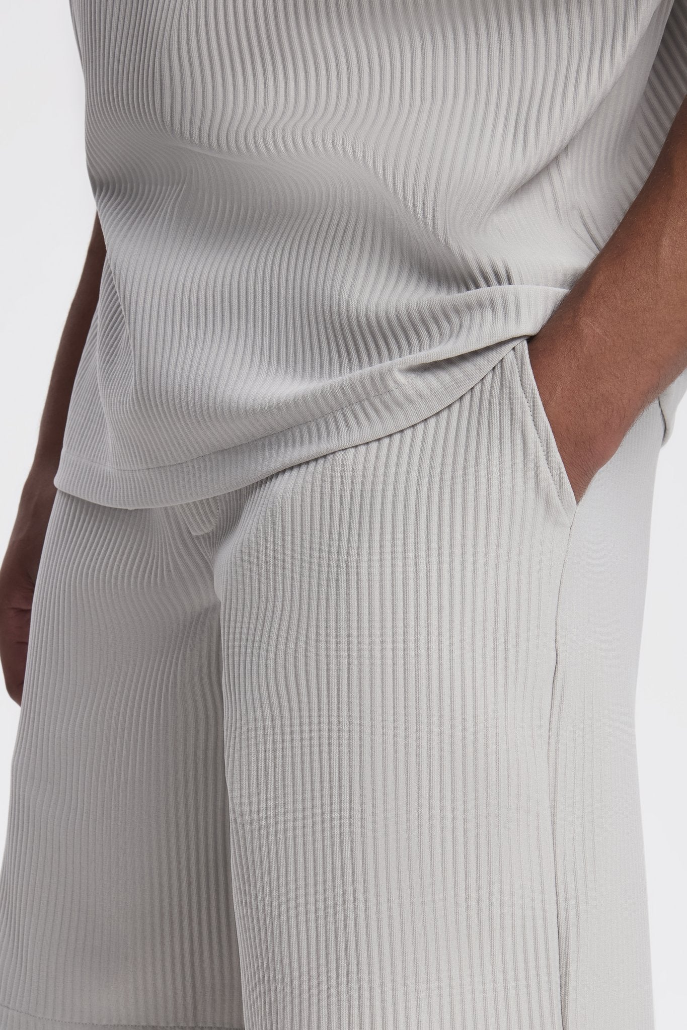 THE PLEATED SHORT SET - GREY