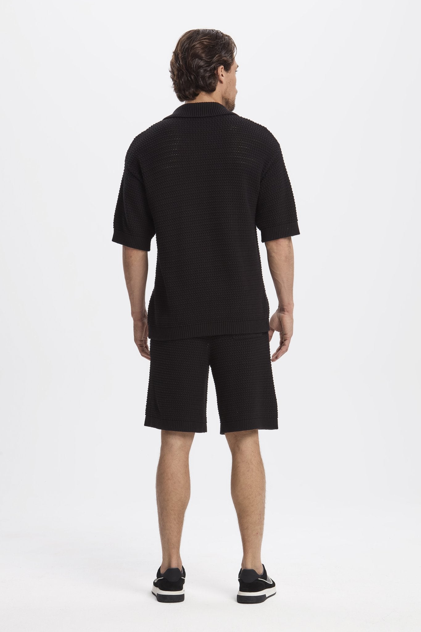 THE MATESE CROCHET SET - BLACK