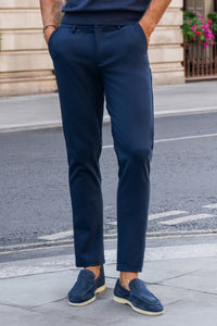 THE SEVERO SLIM CHINO