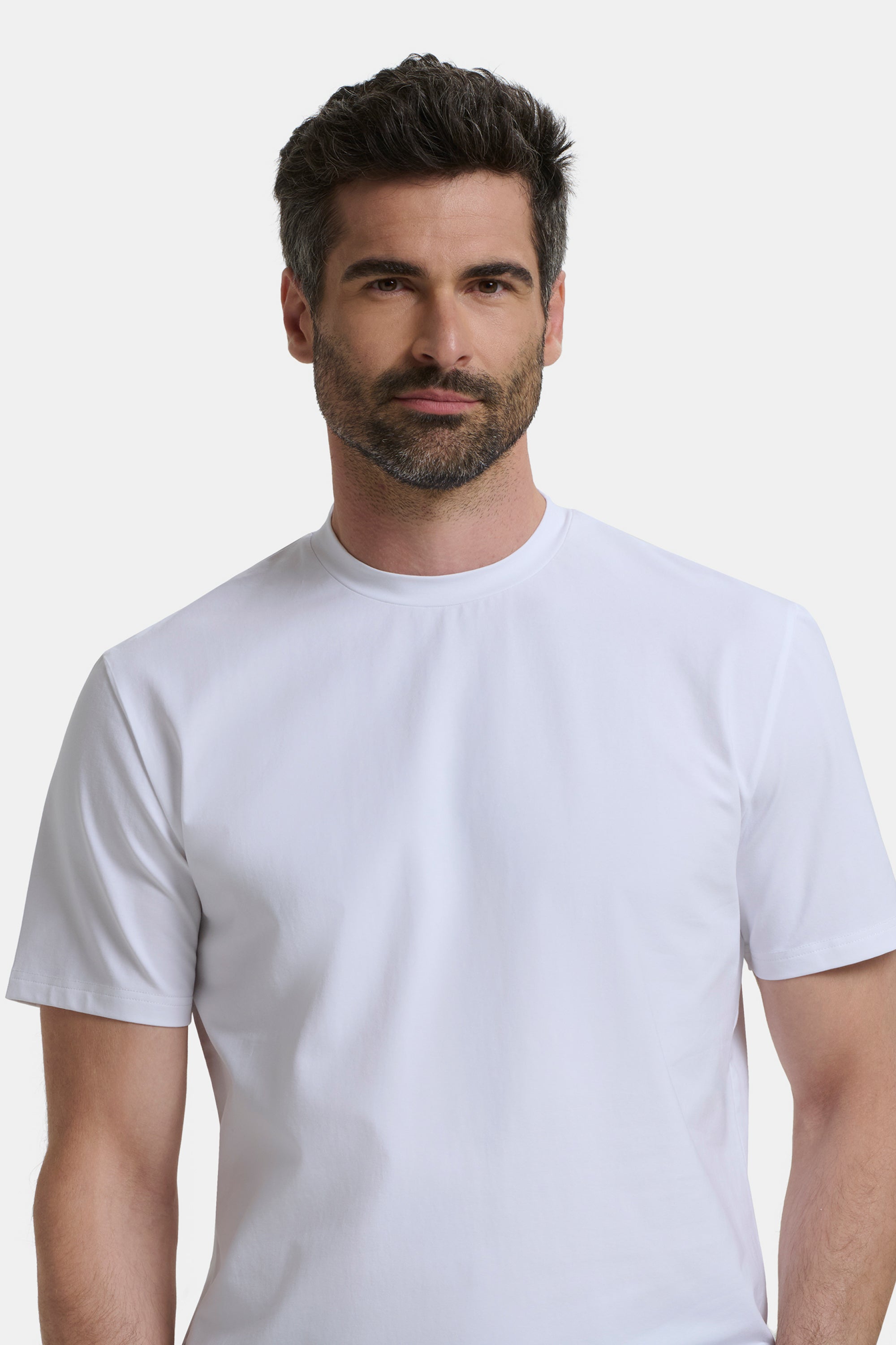 #Color_White