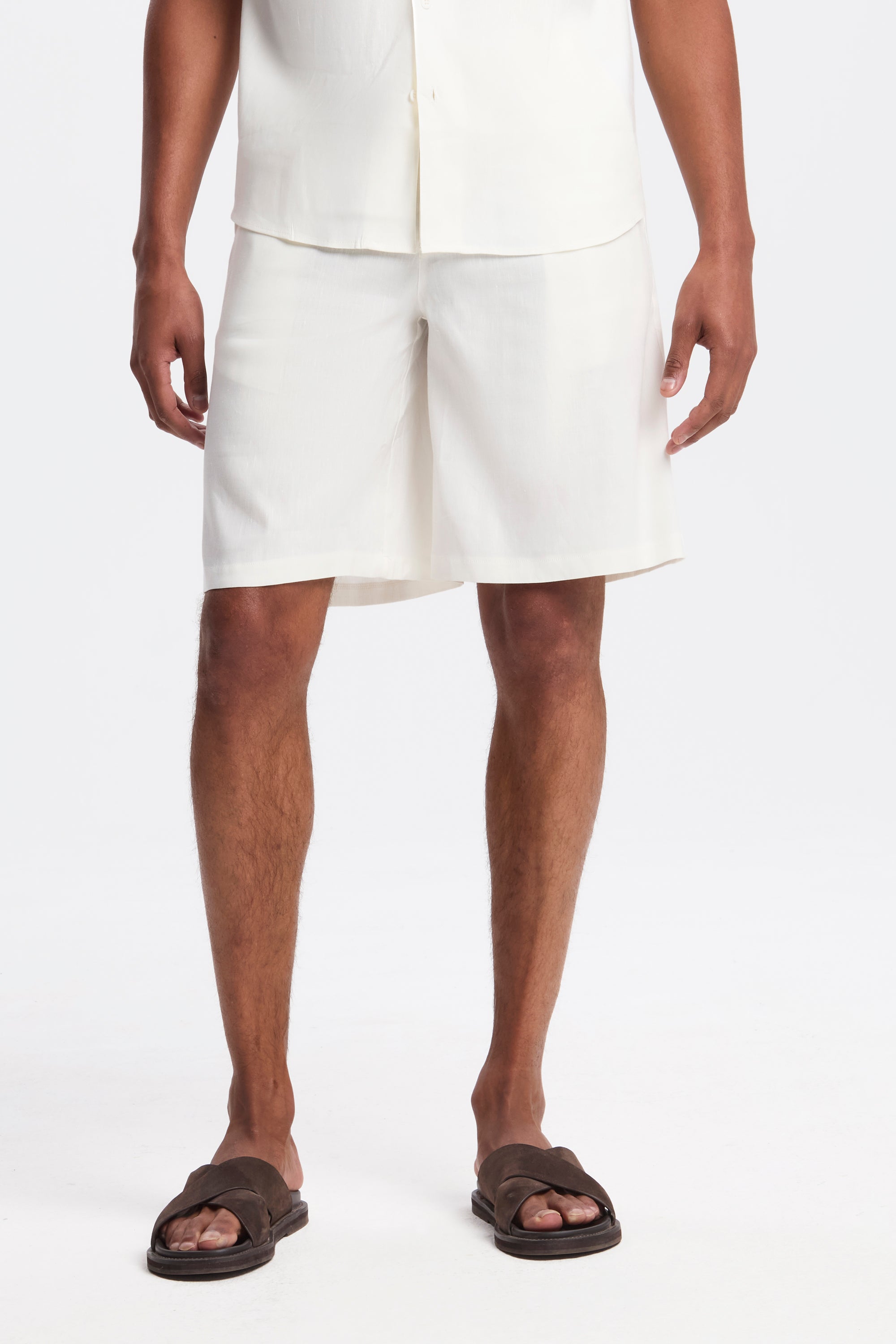 THE LINEN SHORT SET