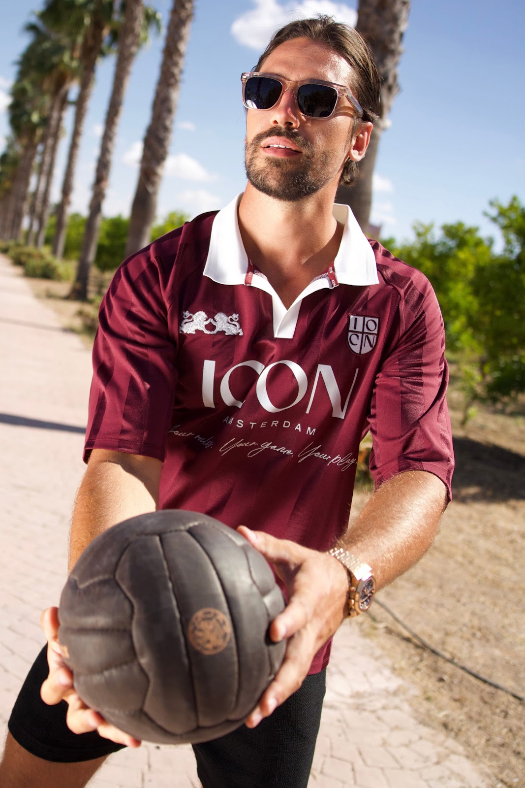 #color_Maroon