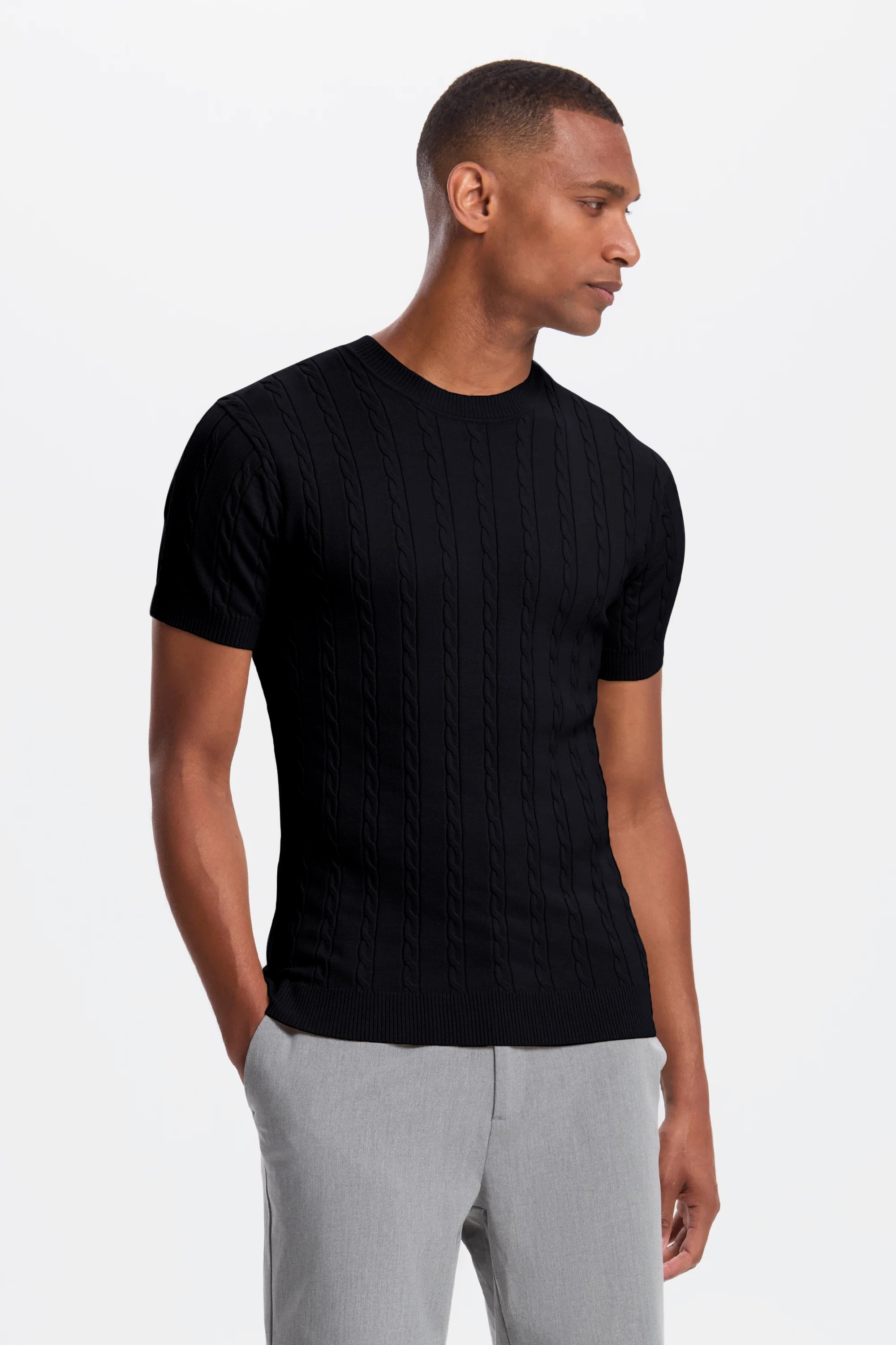 THE CABLE SHORT SLEEVE T-SHIRT - Black