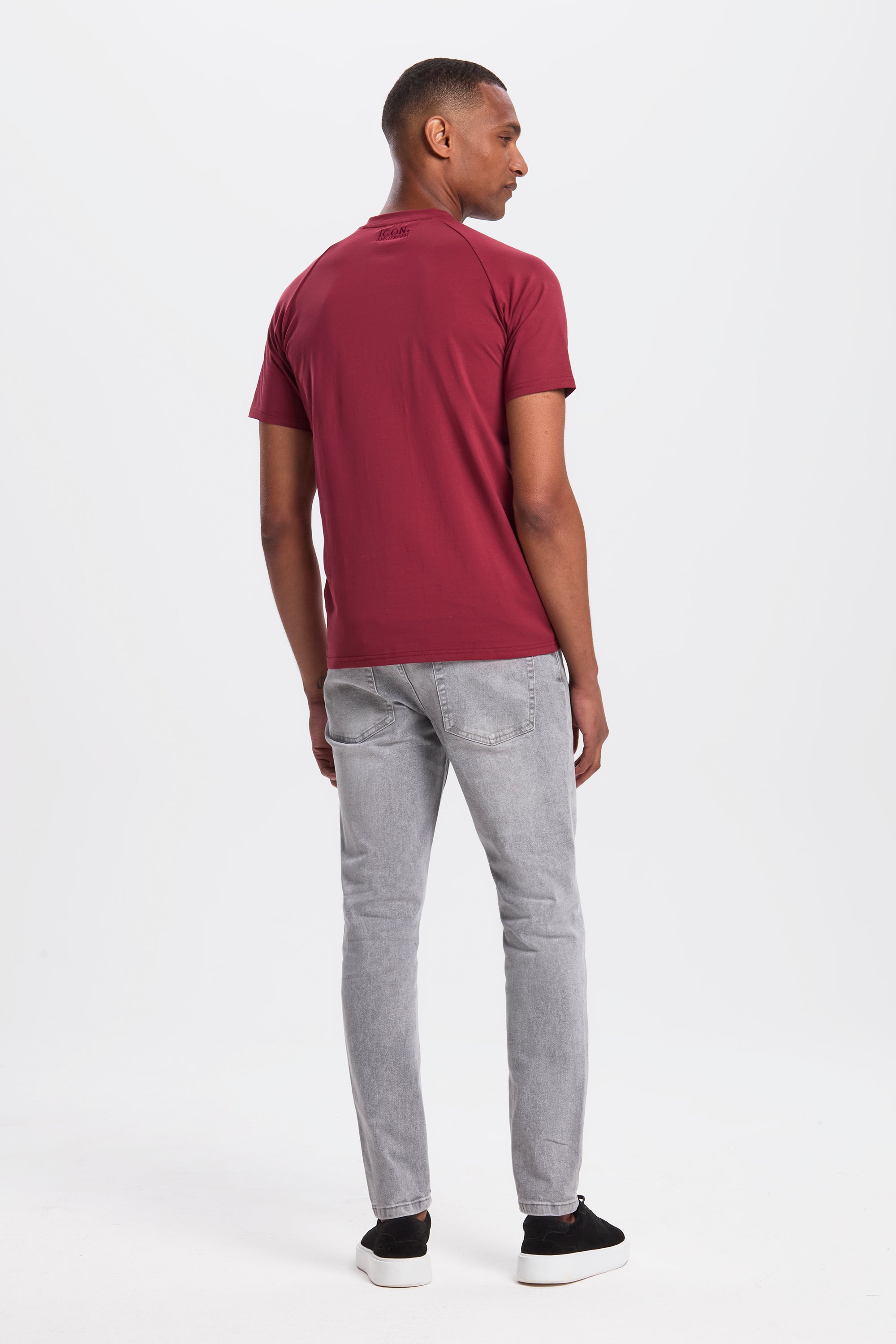 #color_Cordovan Red