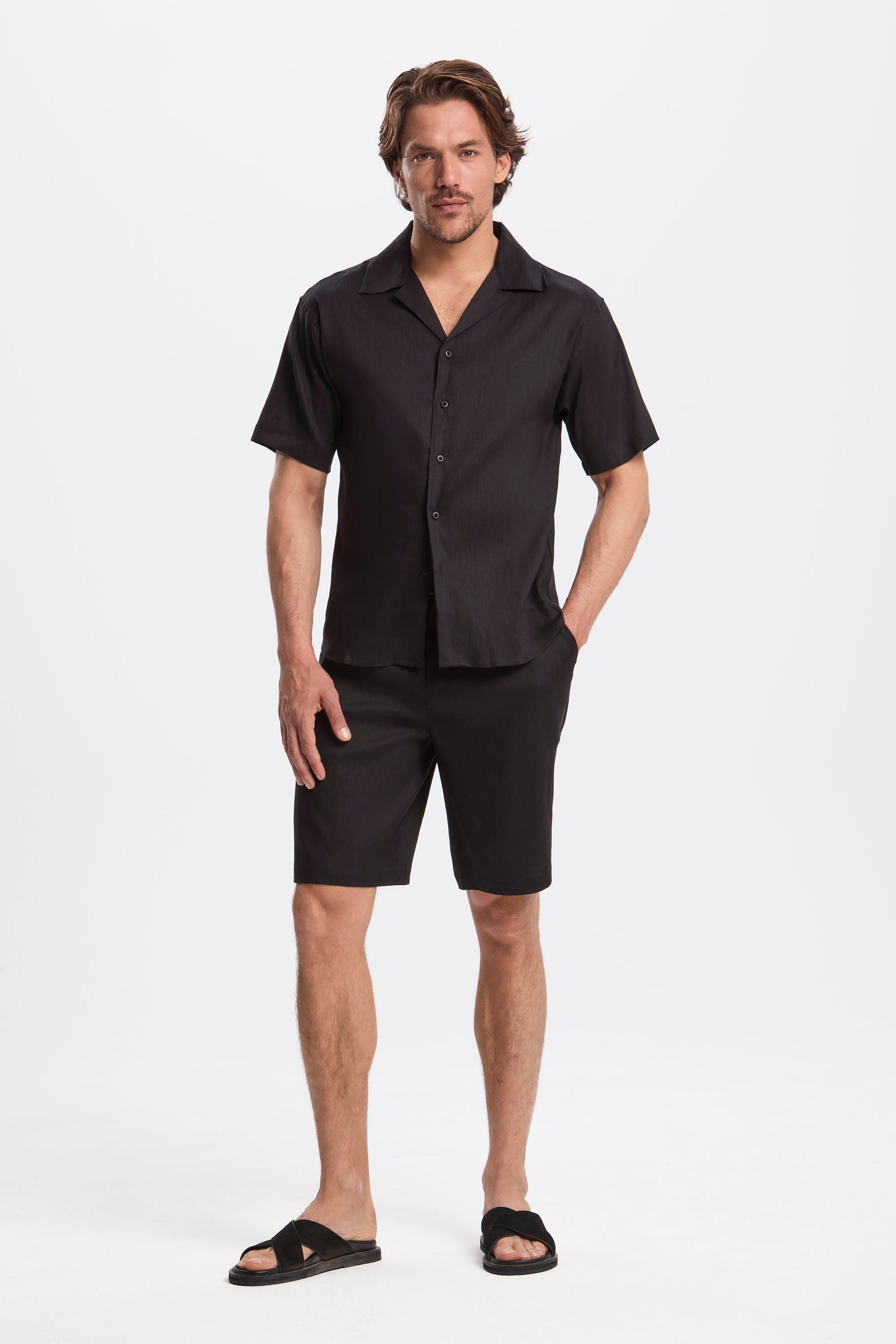 THE LINEN SHORT SET