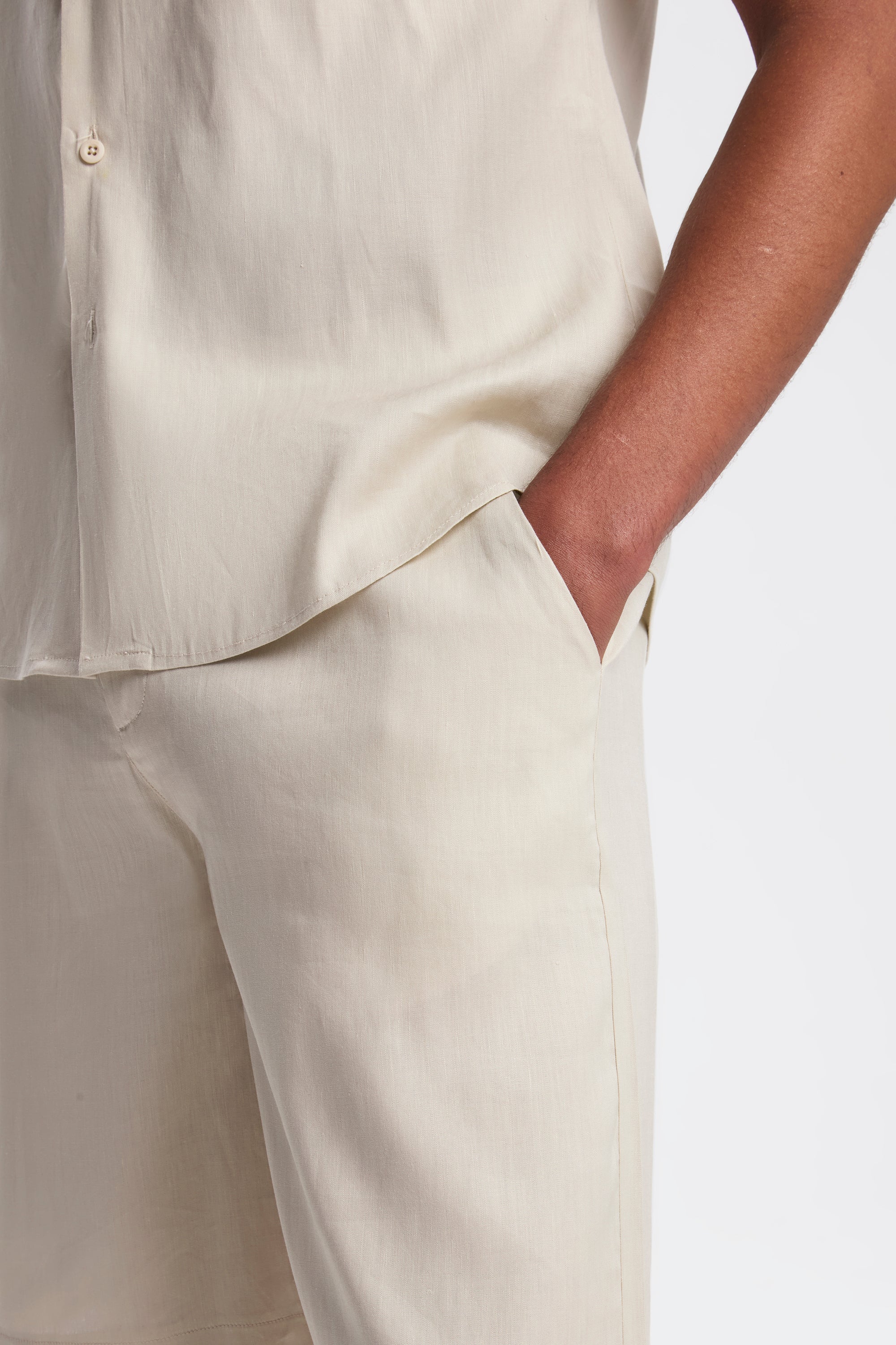 THE LINEN SHORT SET