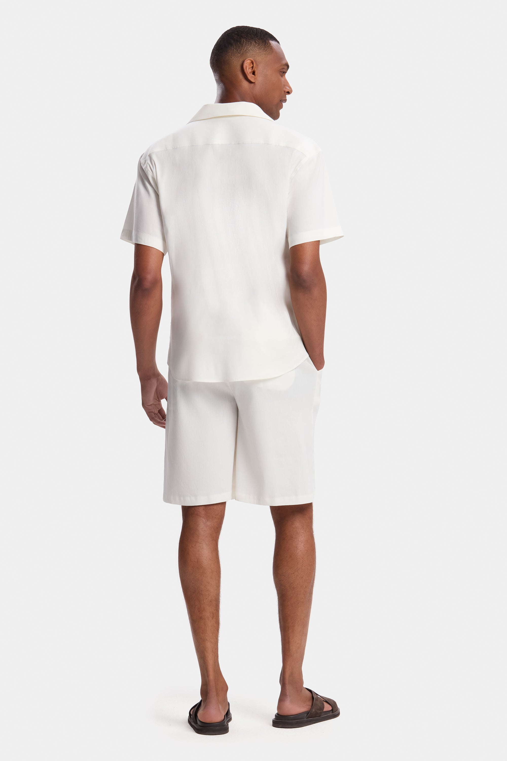 #color_White