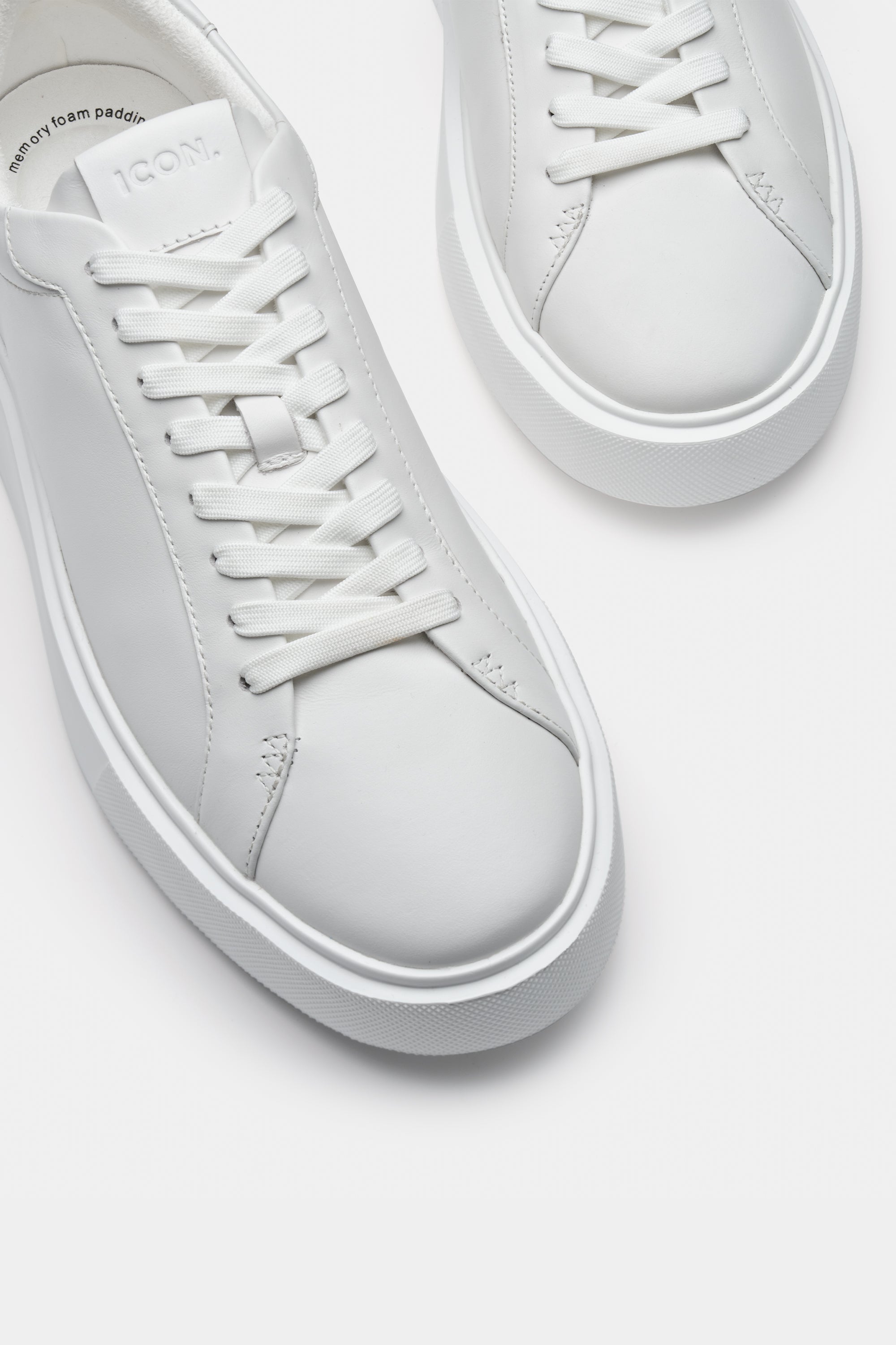 #color_White
