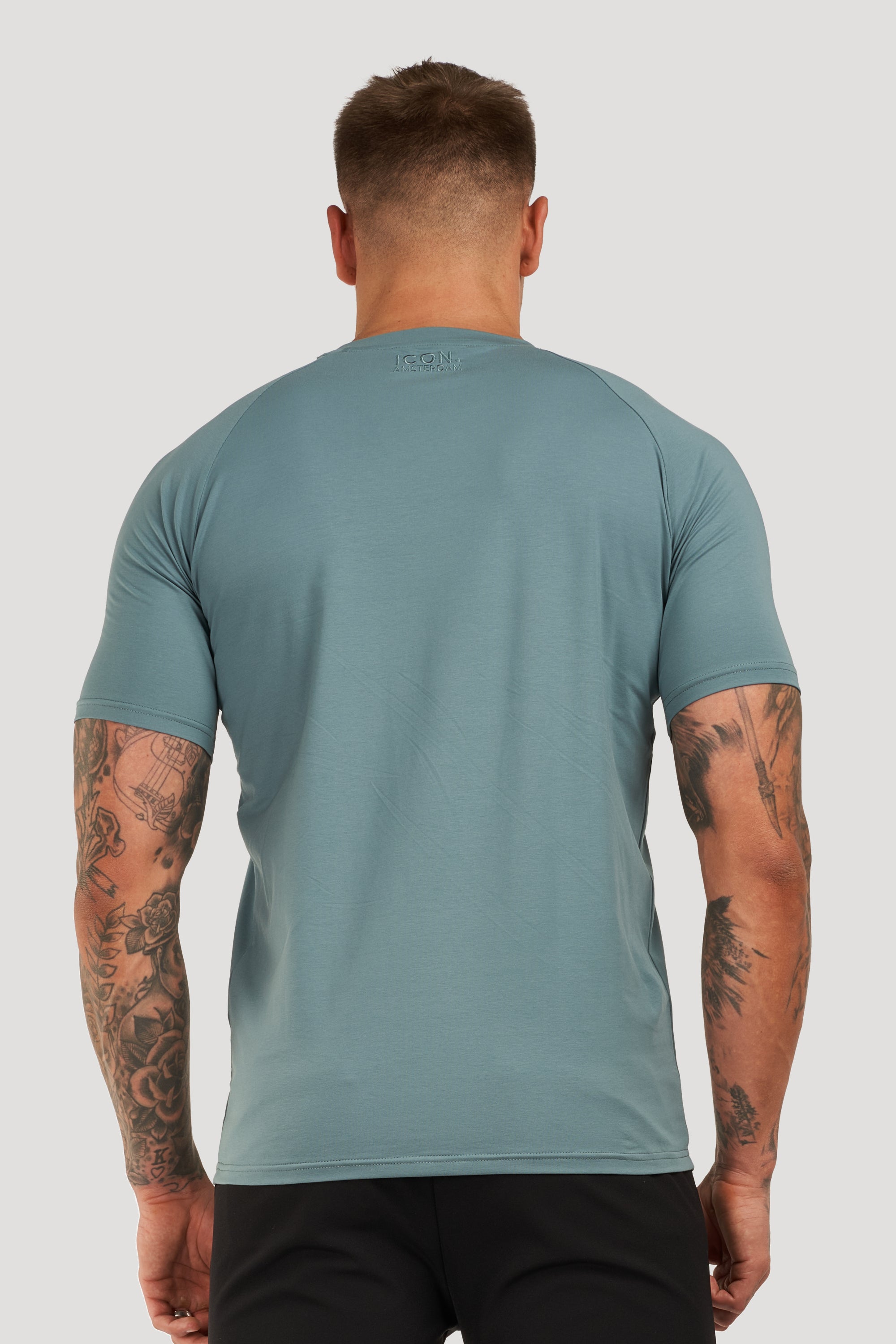 THE MUSCLE BASIC T-SHIRT - MARINE BLUE