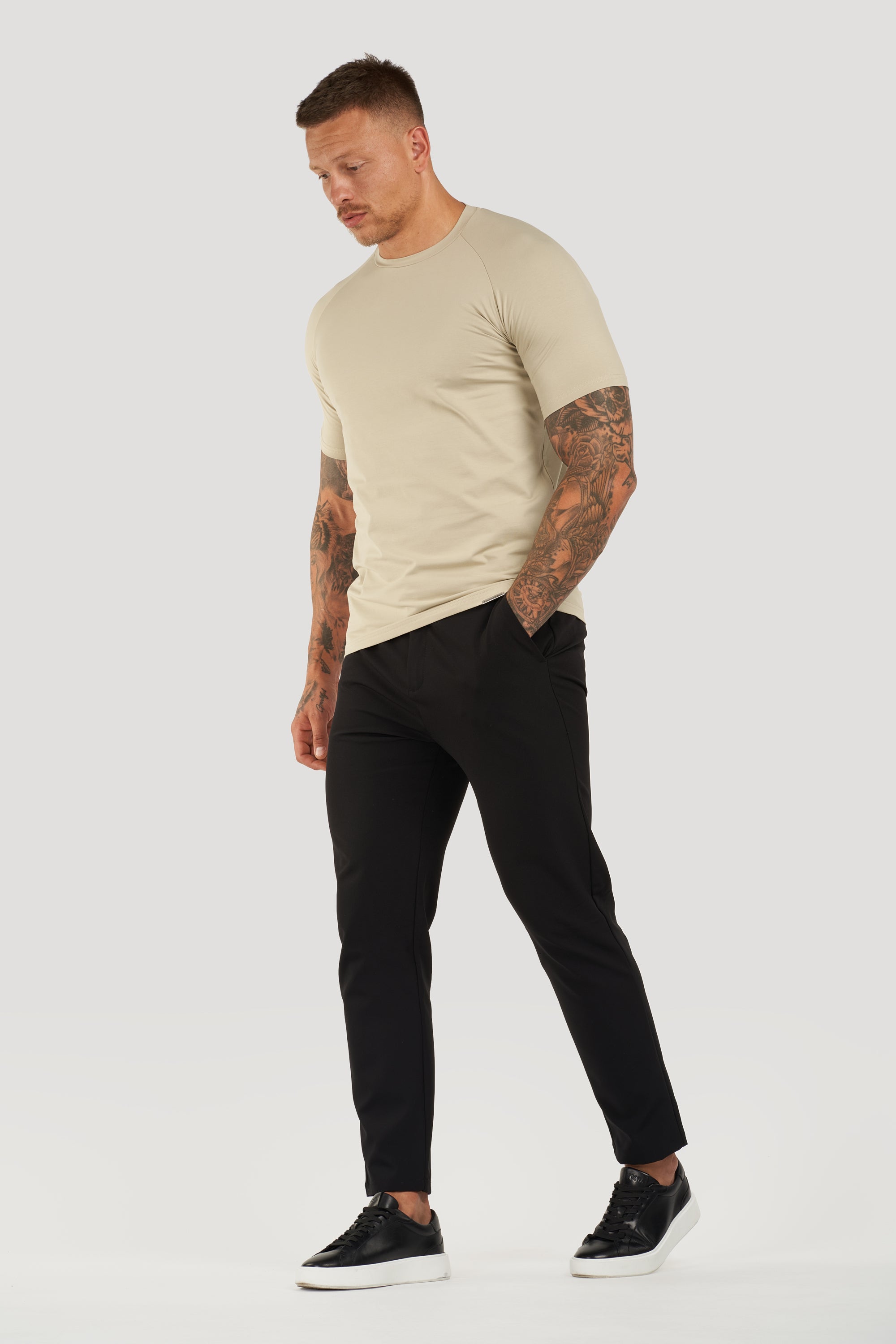 THE MUSCLE BASIC T-SHIRT - PURE STONE