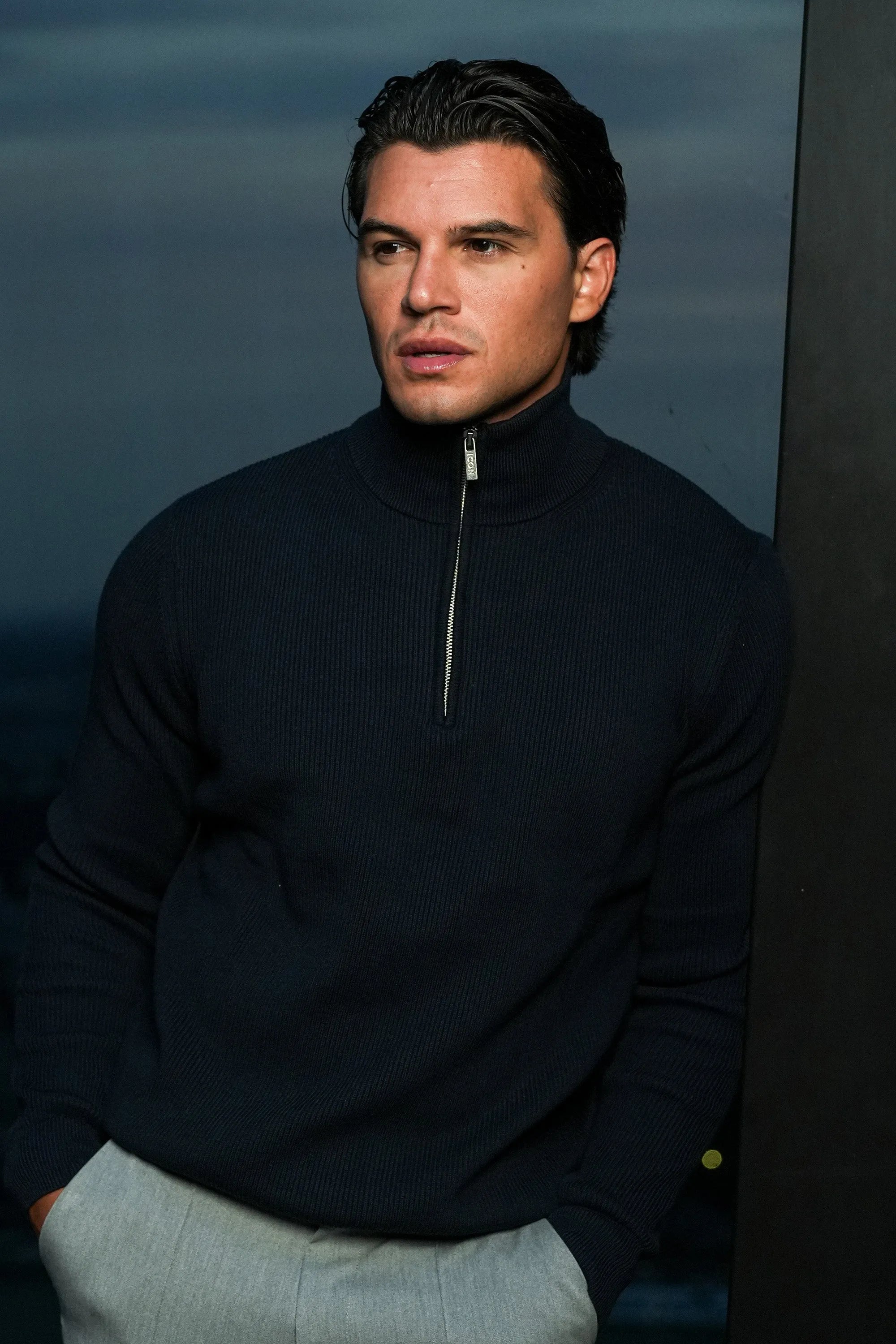 THE RENZO HALF ZIP SWEATER - ICON. AMSTERDAM