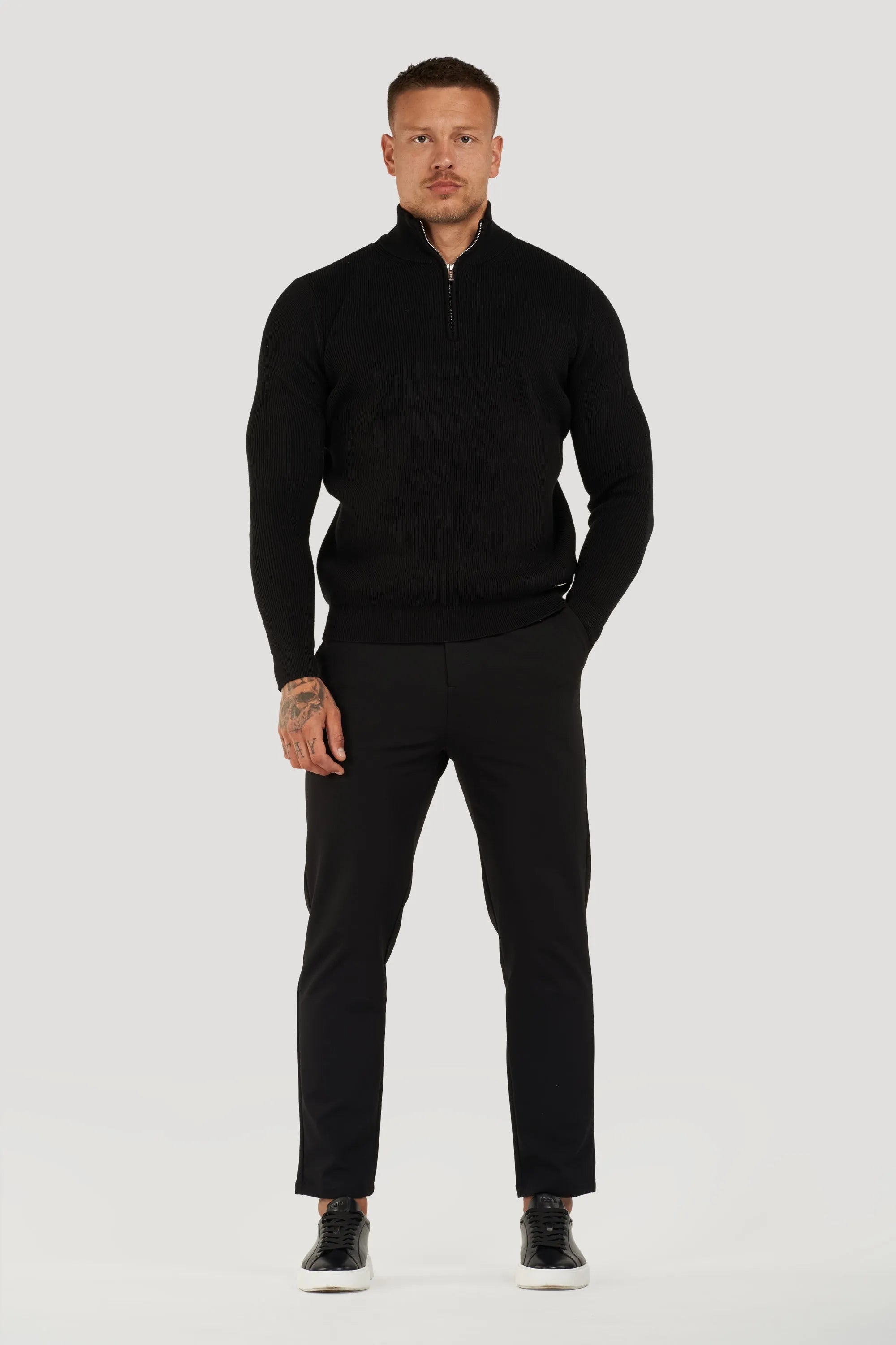 THE RENZO HALF ZIP SWEATER - ICON. AMSTERDAM