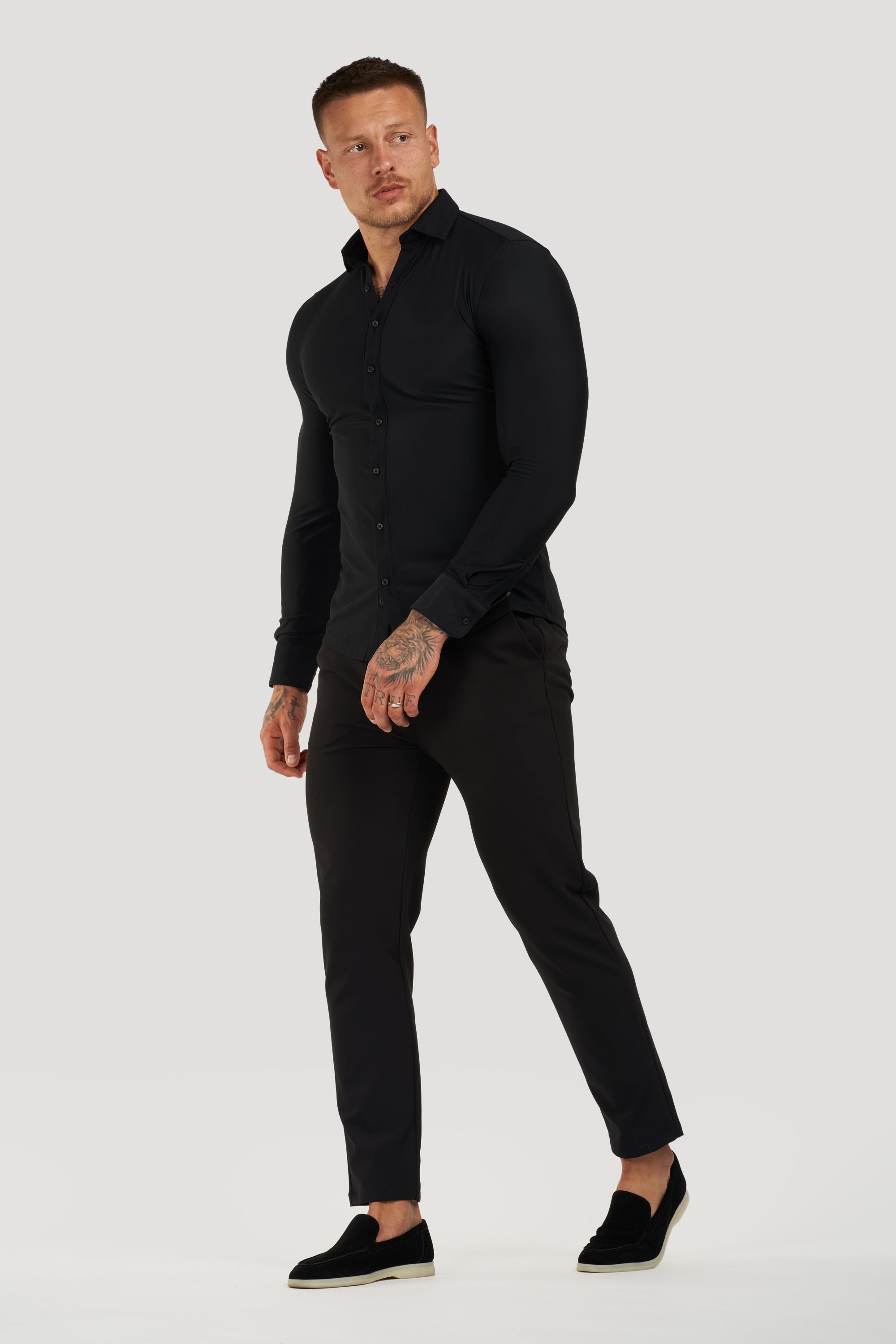 THE ATHLETIC STRETCH SHIRT - BLACK