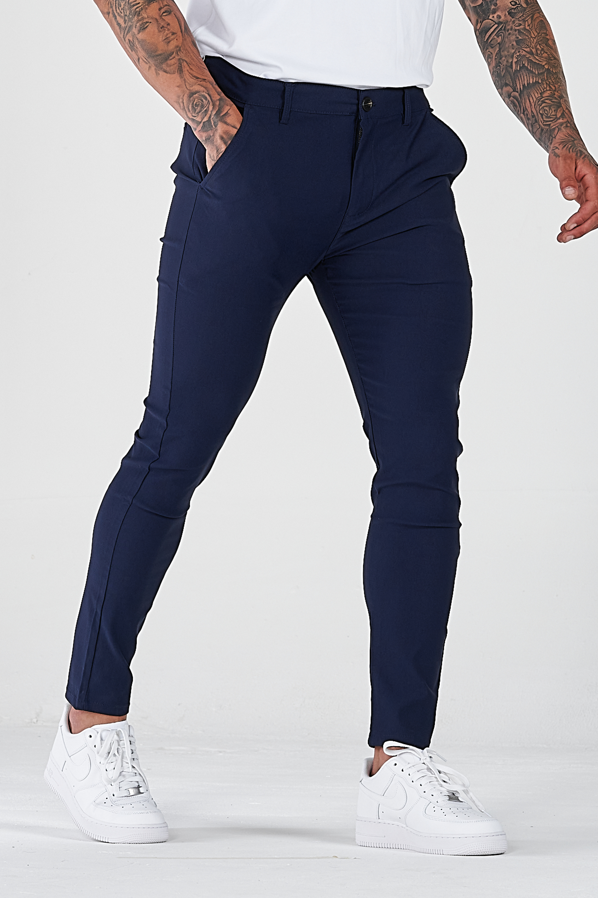 THE AVANI TROUSERS - DUNKELBLAU