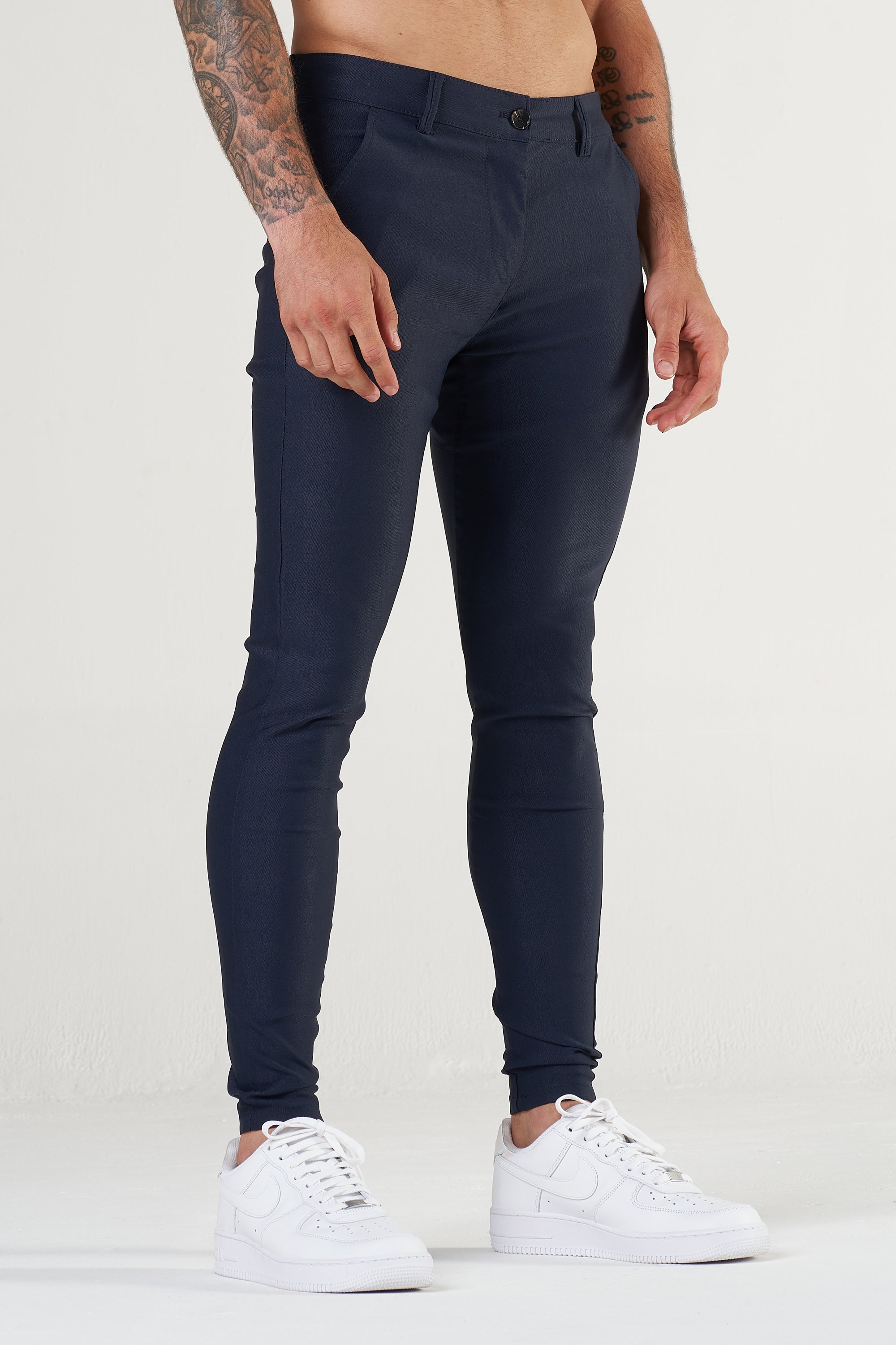 THE AVANI TROUSERS - DUNKELBLAU