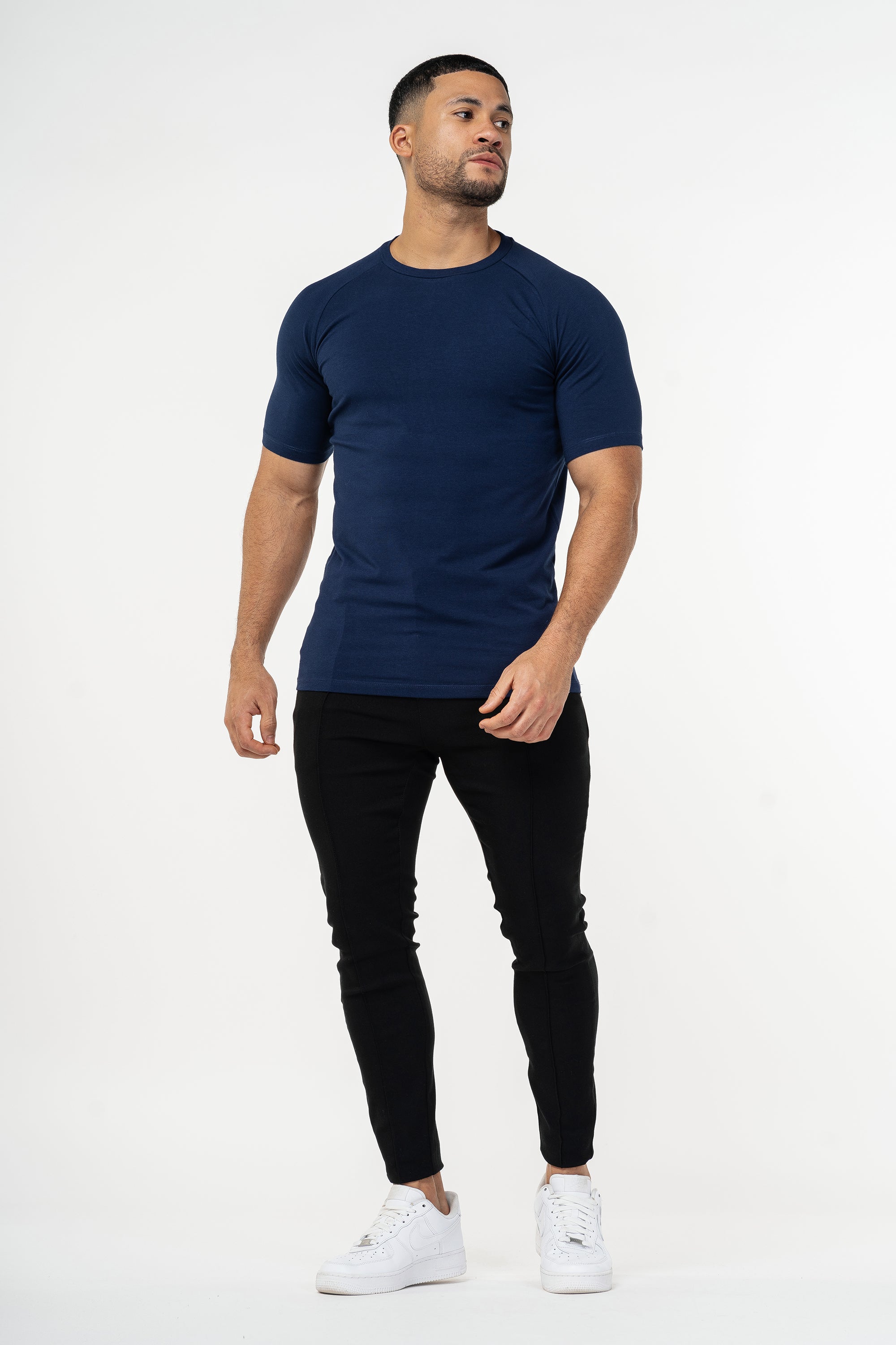 THE MUSCLE BASIC T-SHIRT - DONKERBLAUW