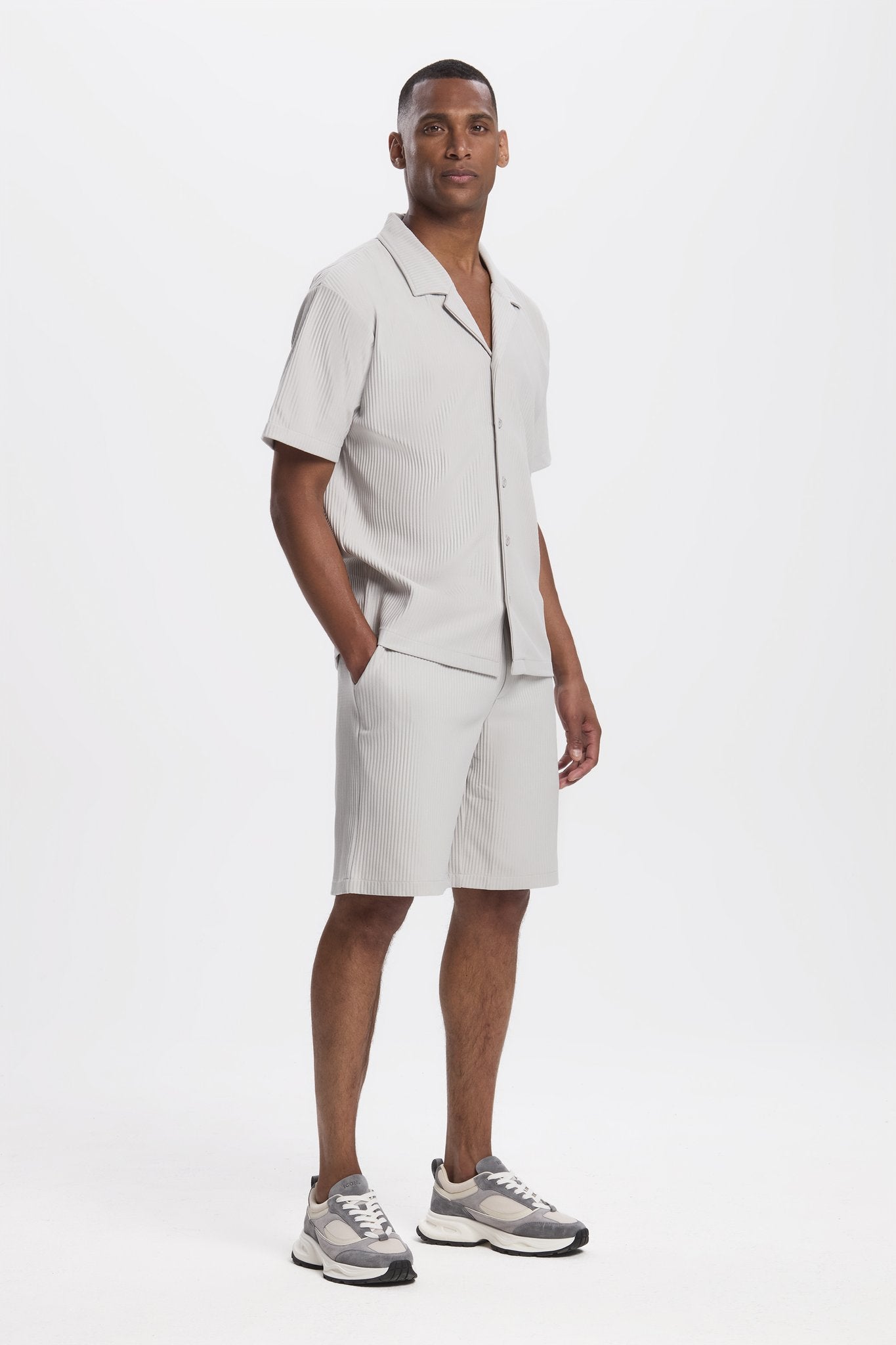 THE PLEATED SHORT SET - GREY