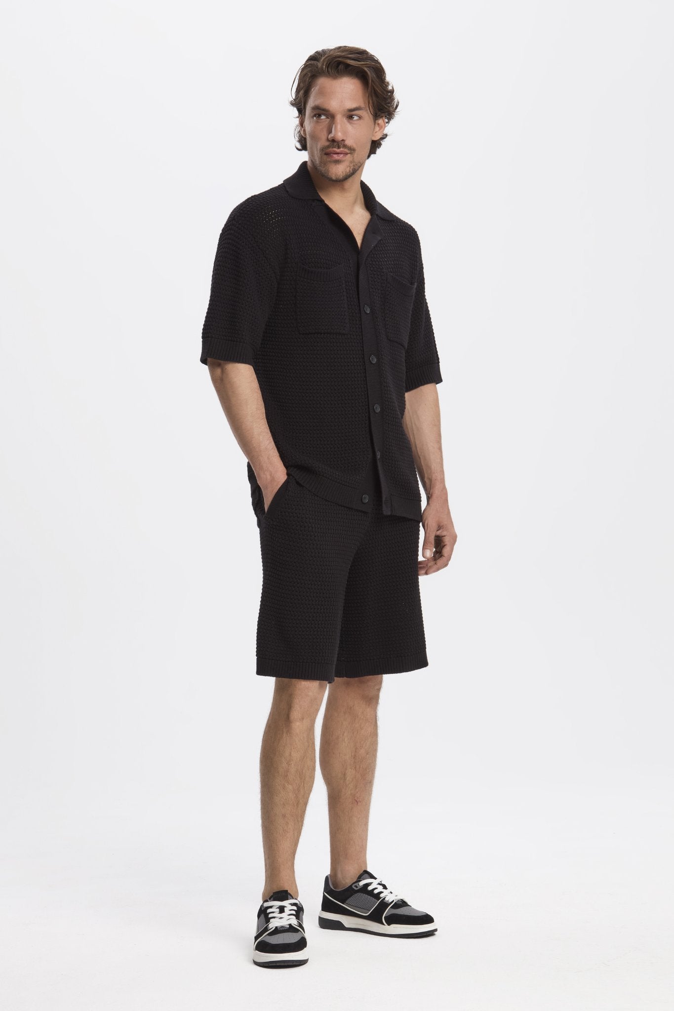 THE MATESE CROCHET SET - BLACK